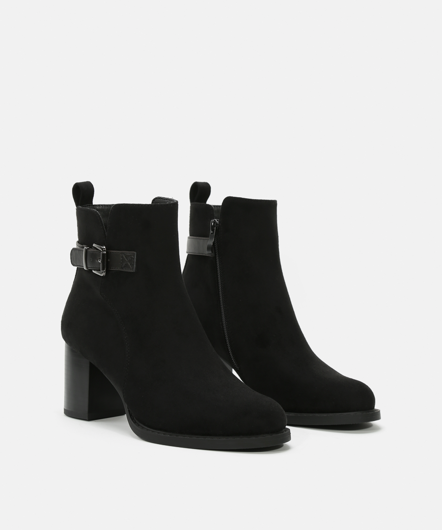 Botines tacón hebilla image number null